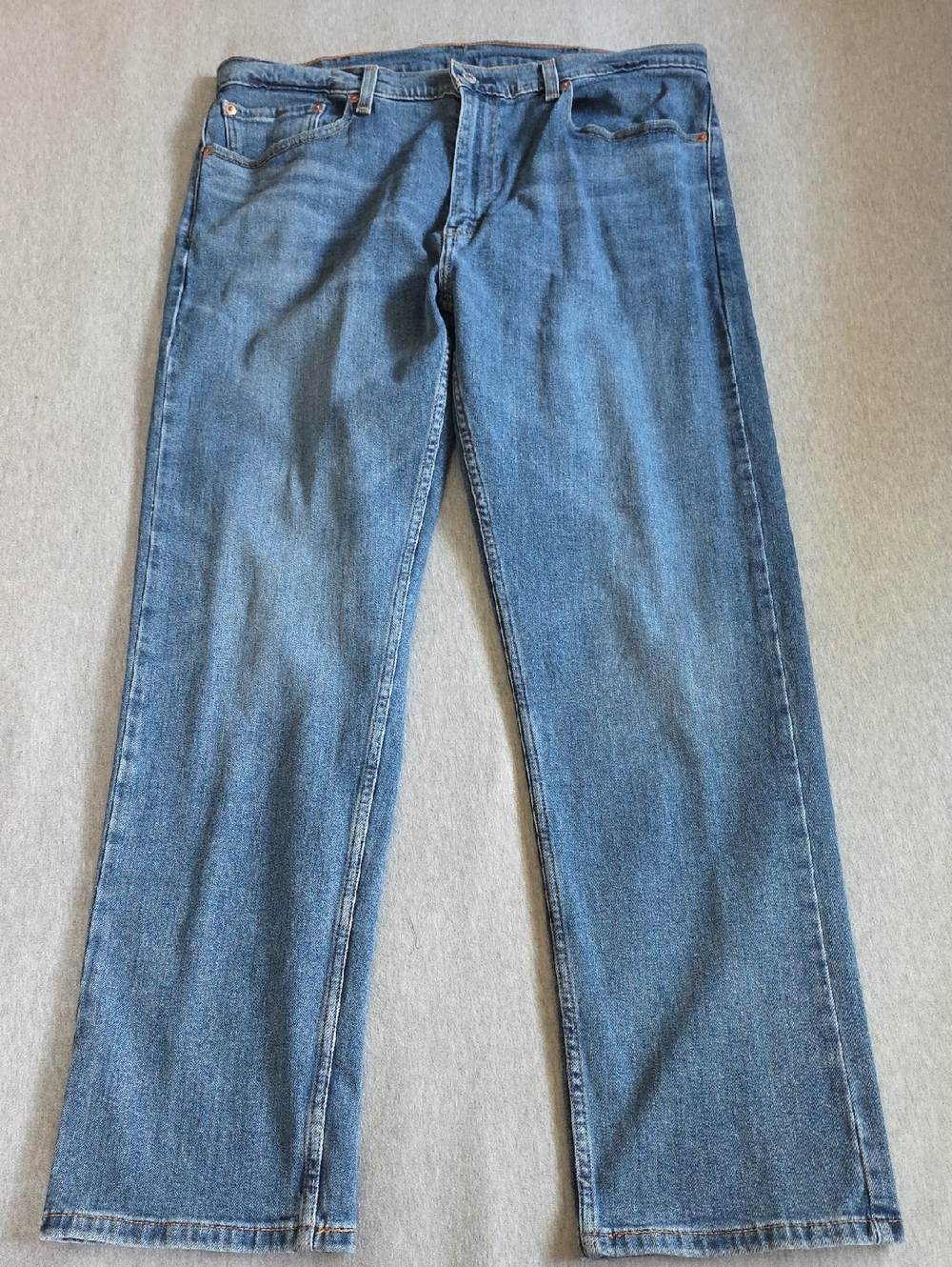Levi's 505 Men's Straight Jeans in Medium Blue Denim